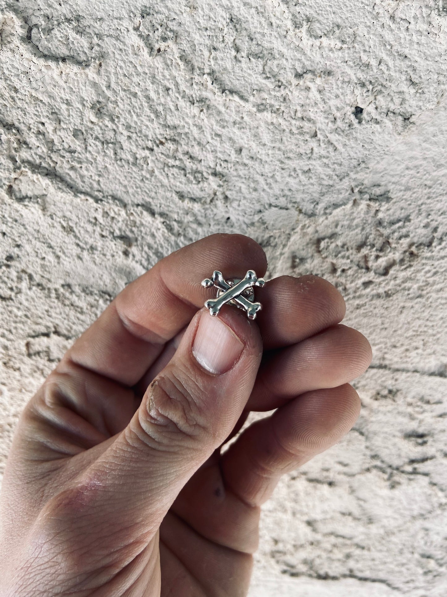 Crossbones Pin
