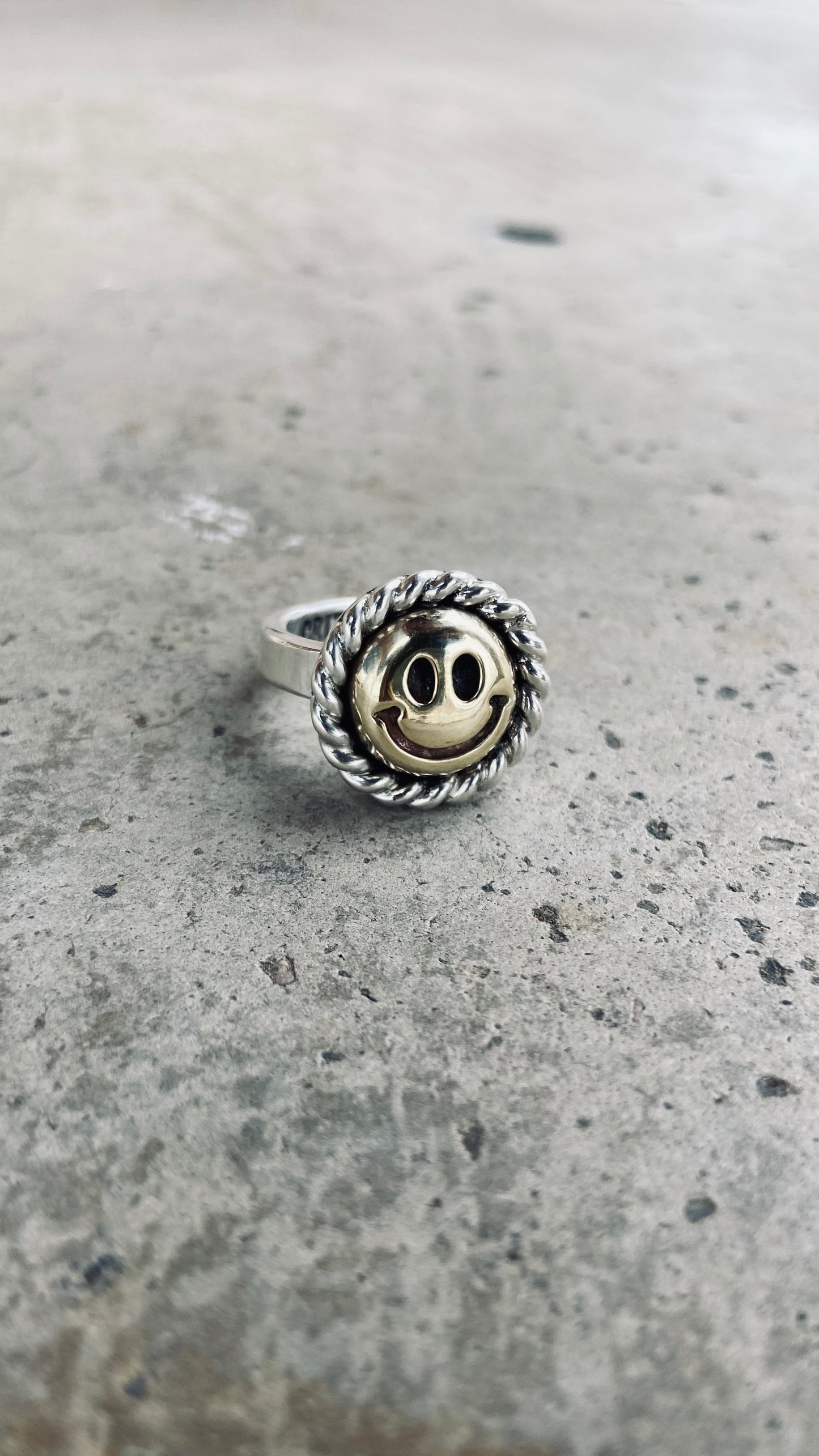 Smiley Ring