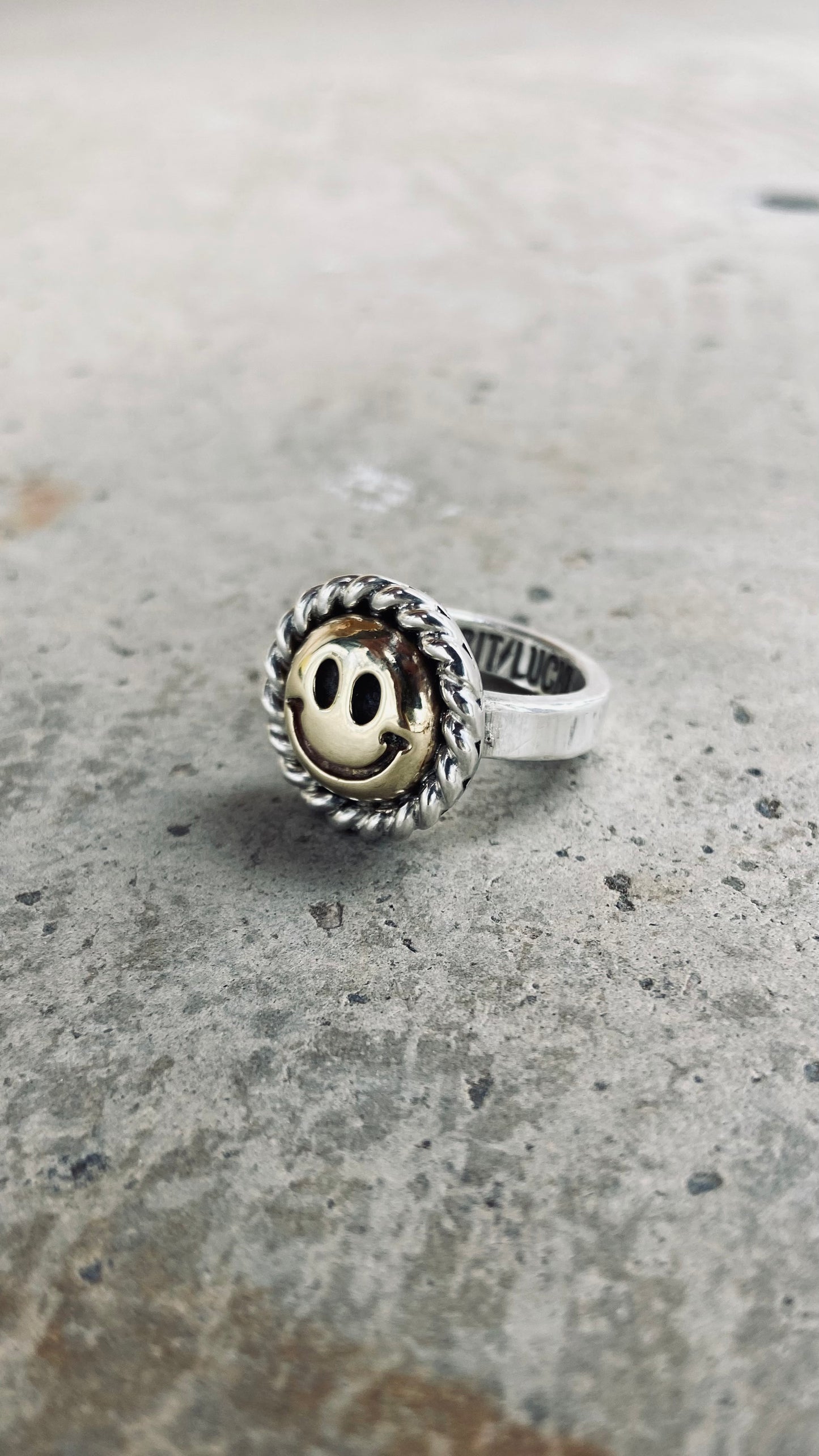 Smiley Ring
