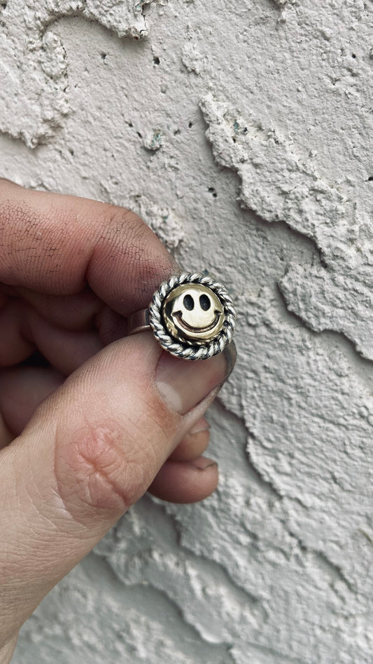 Smiley Ring